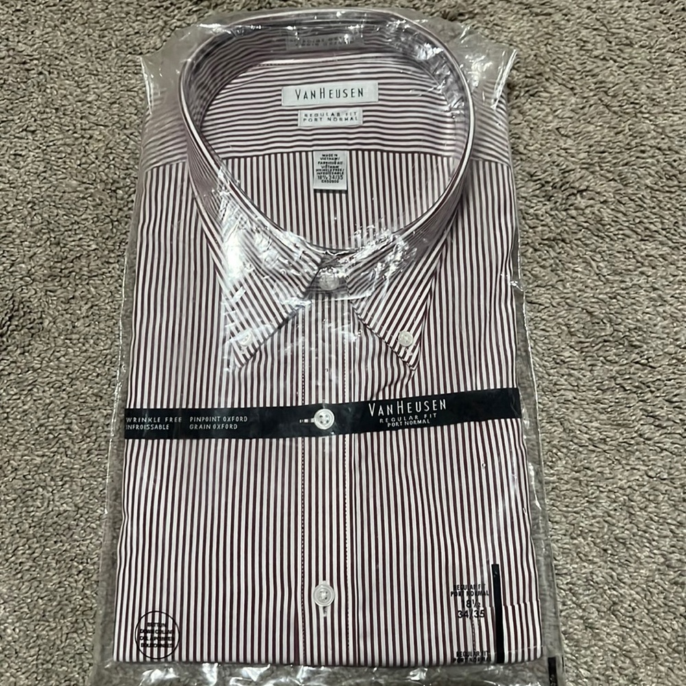 Van Heusen Button Down Collar Regualr Fit